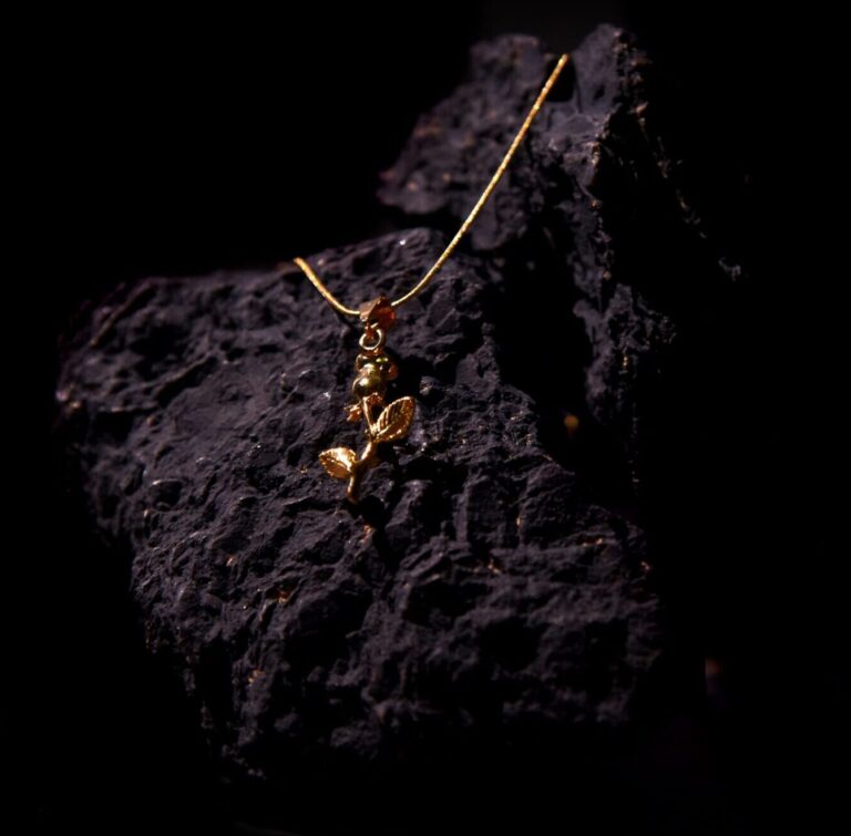 Apollo Eternal Rose Pendant Chain Gold Finish