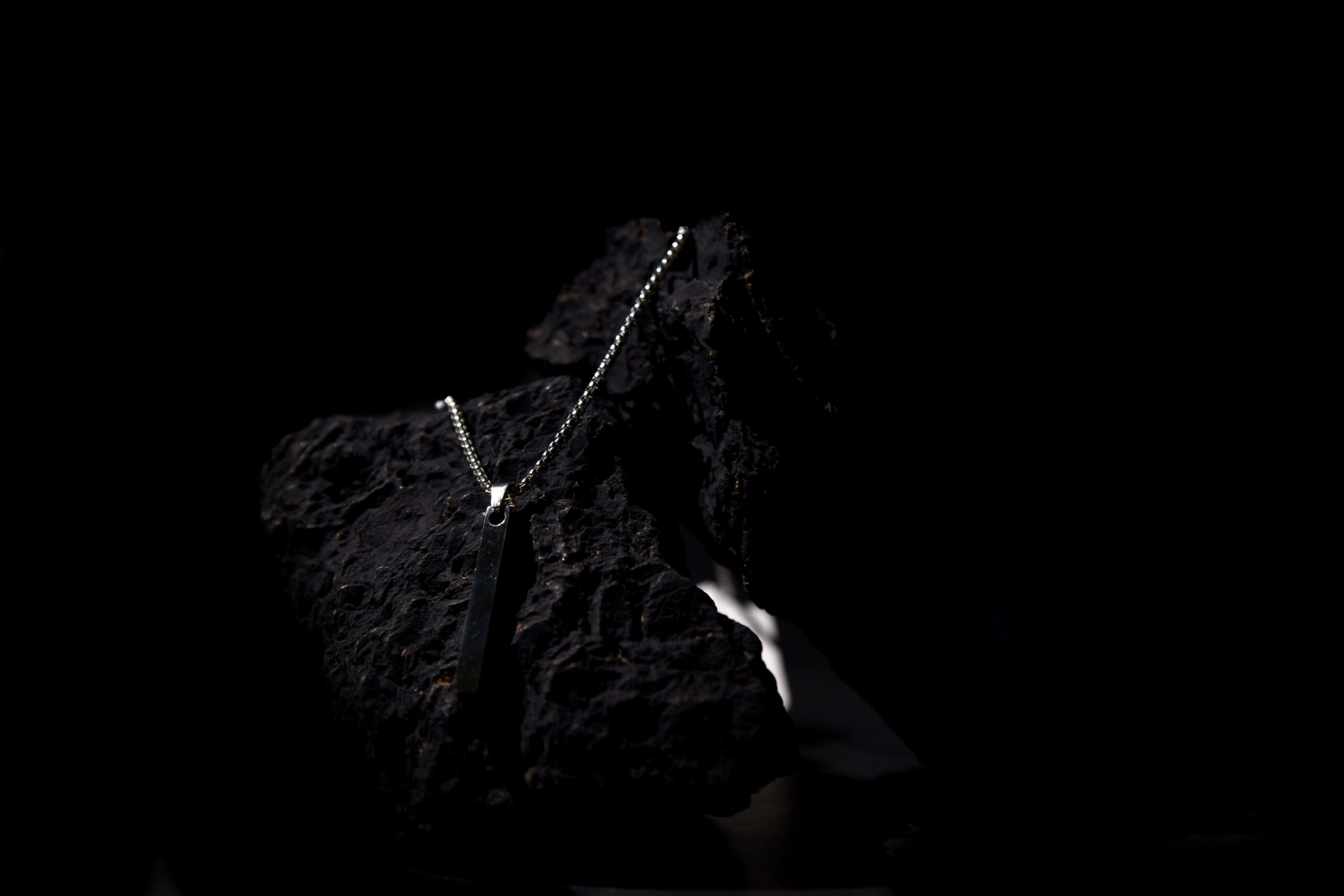 Silver Vertical Bar Pendant Necklace for Men